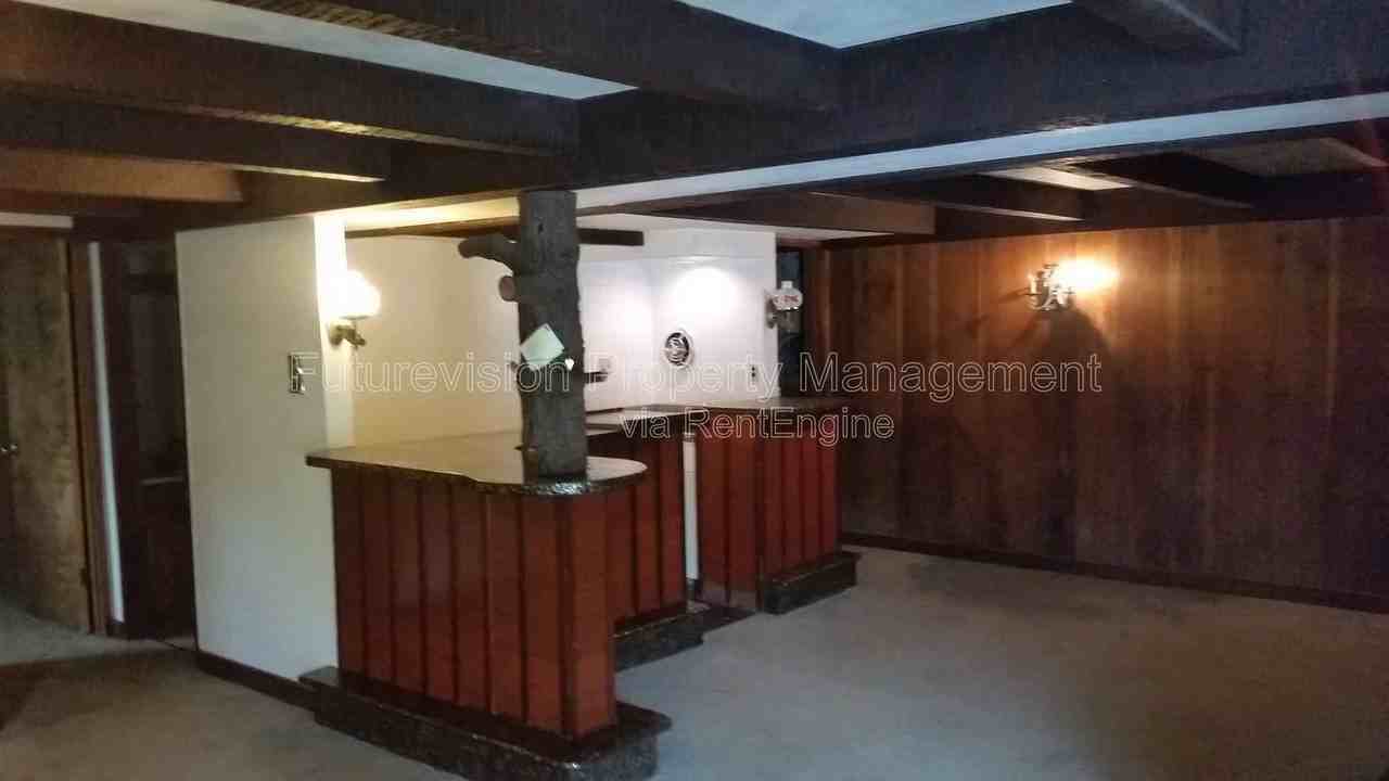 3710 Kovarik Ln - Photo 4 of 24