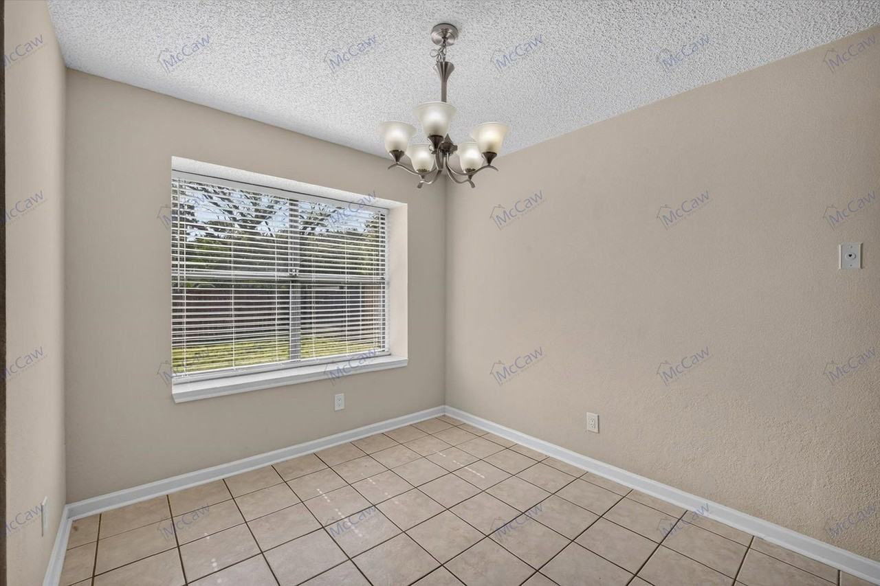 2607 Parkview Dr - Photo 7 of 17