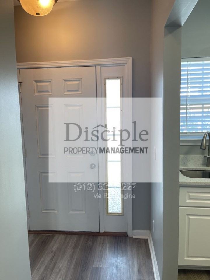 24 Cypress Ln - Photo 2 of 17