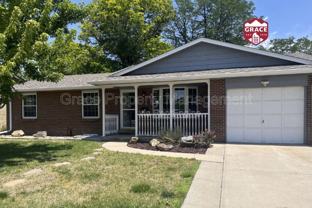 830 S 7th Ave - Photo 1 of 1