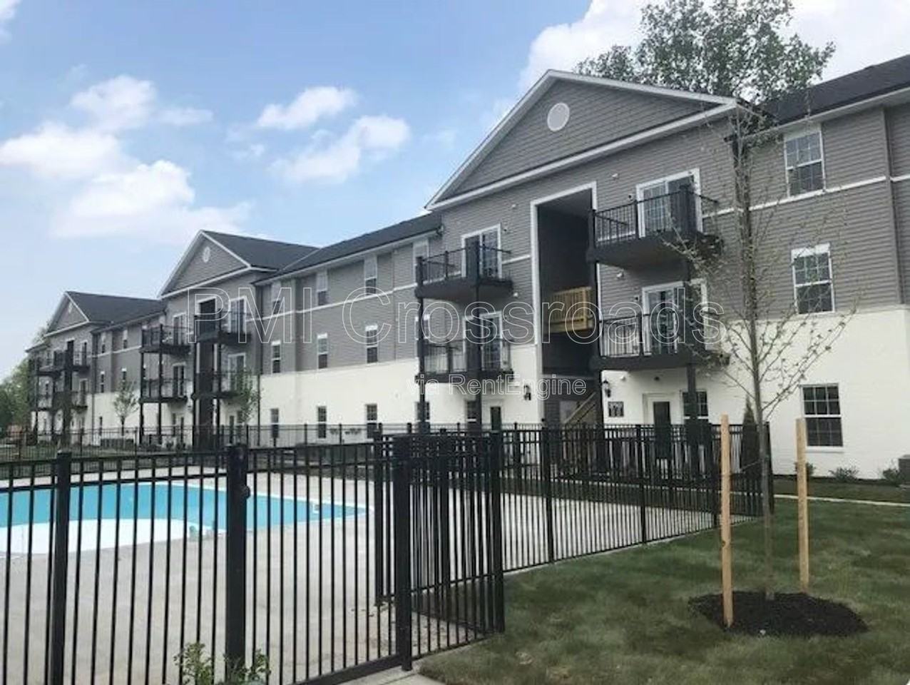 892 Taylor Station Rd #892-204 - Photo 2 of 37