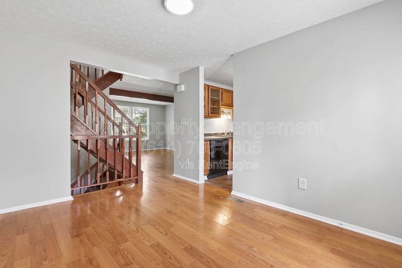 3850 Julia Ct - Photo 6 of 19