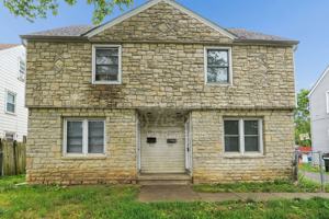 featured image of 782 Whitethorne Ave