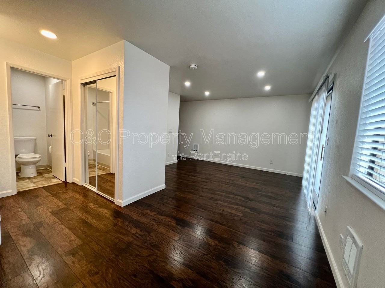 3270 Del Monte Blvd #105 - Photo 5 of 7