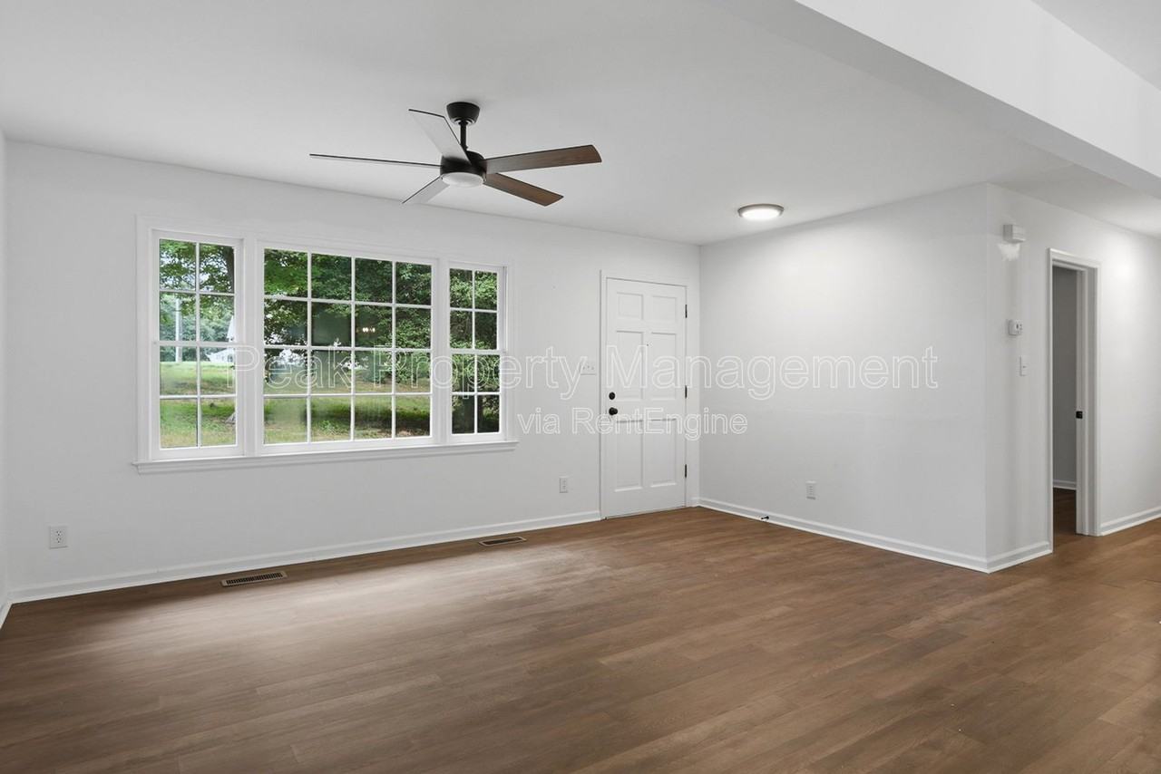 14613 Happy Hill Rd - Photo 4 of 27