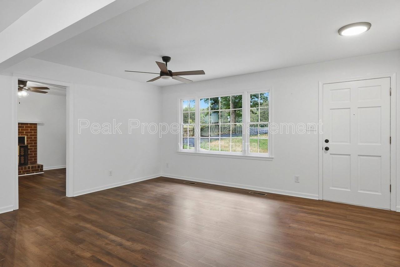 14613 Happy Hill Rd - Photo 5 of 27