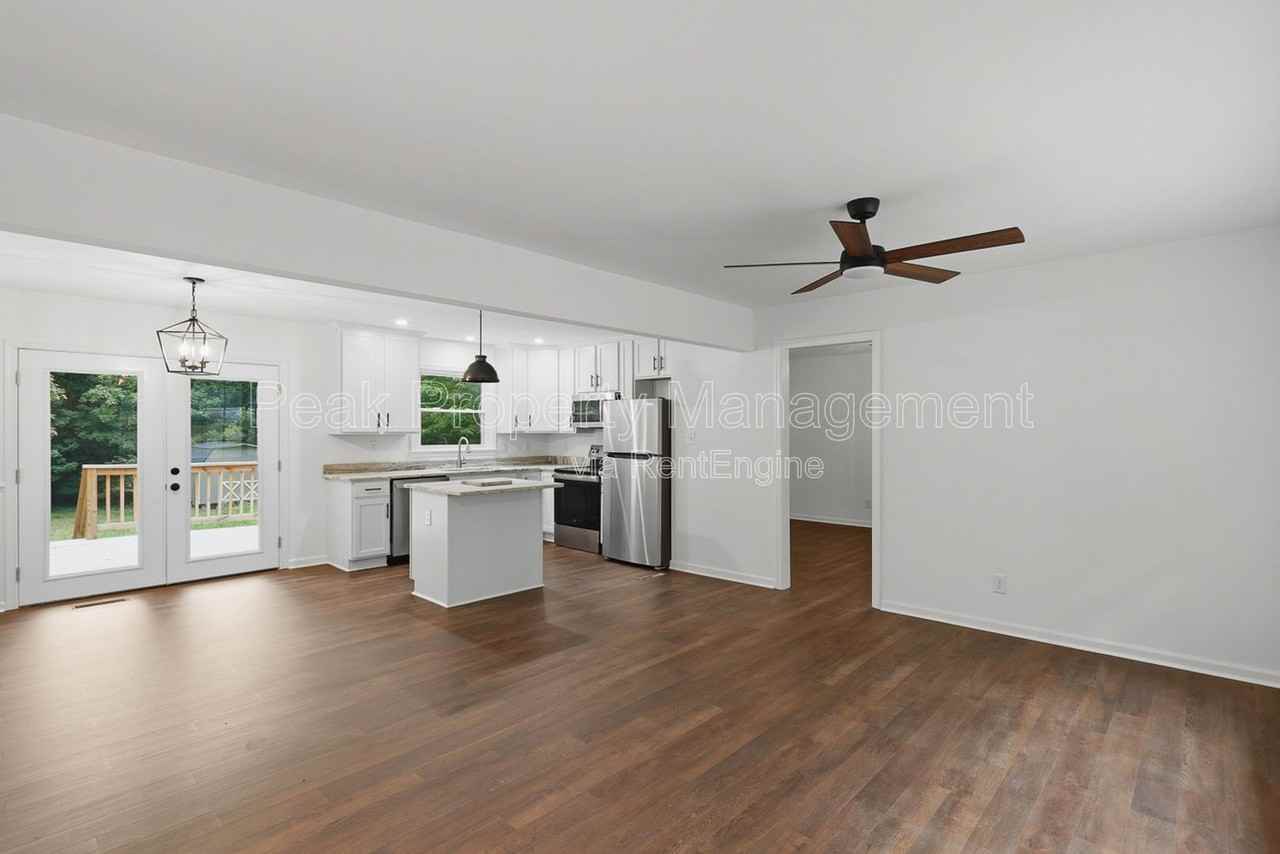 14613 Happy Hill Rd - Photo 6 of 27