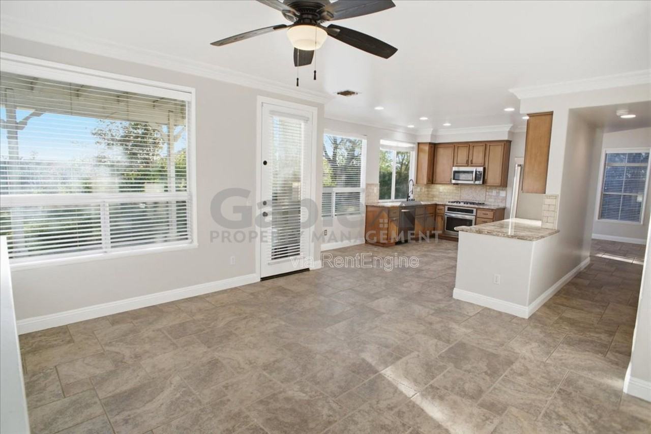 27523 Wellsley Way - Photo 5 of 26