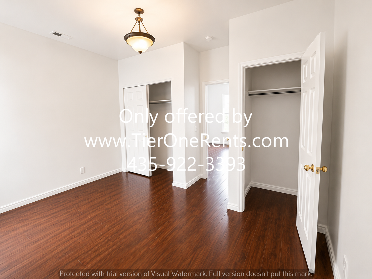 743 E Hawthorne Ave - Photo 4 of 10