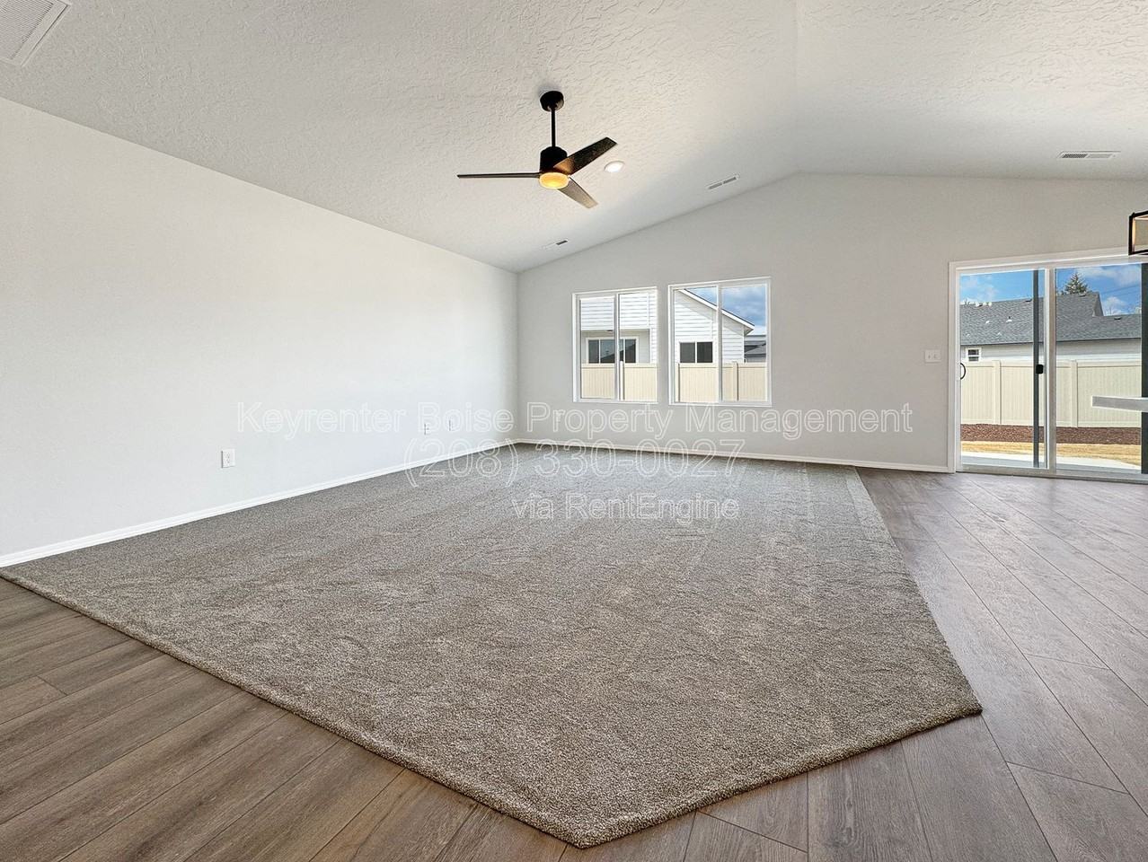 411 Gold Nugget Ave - Photo 3 of 19