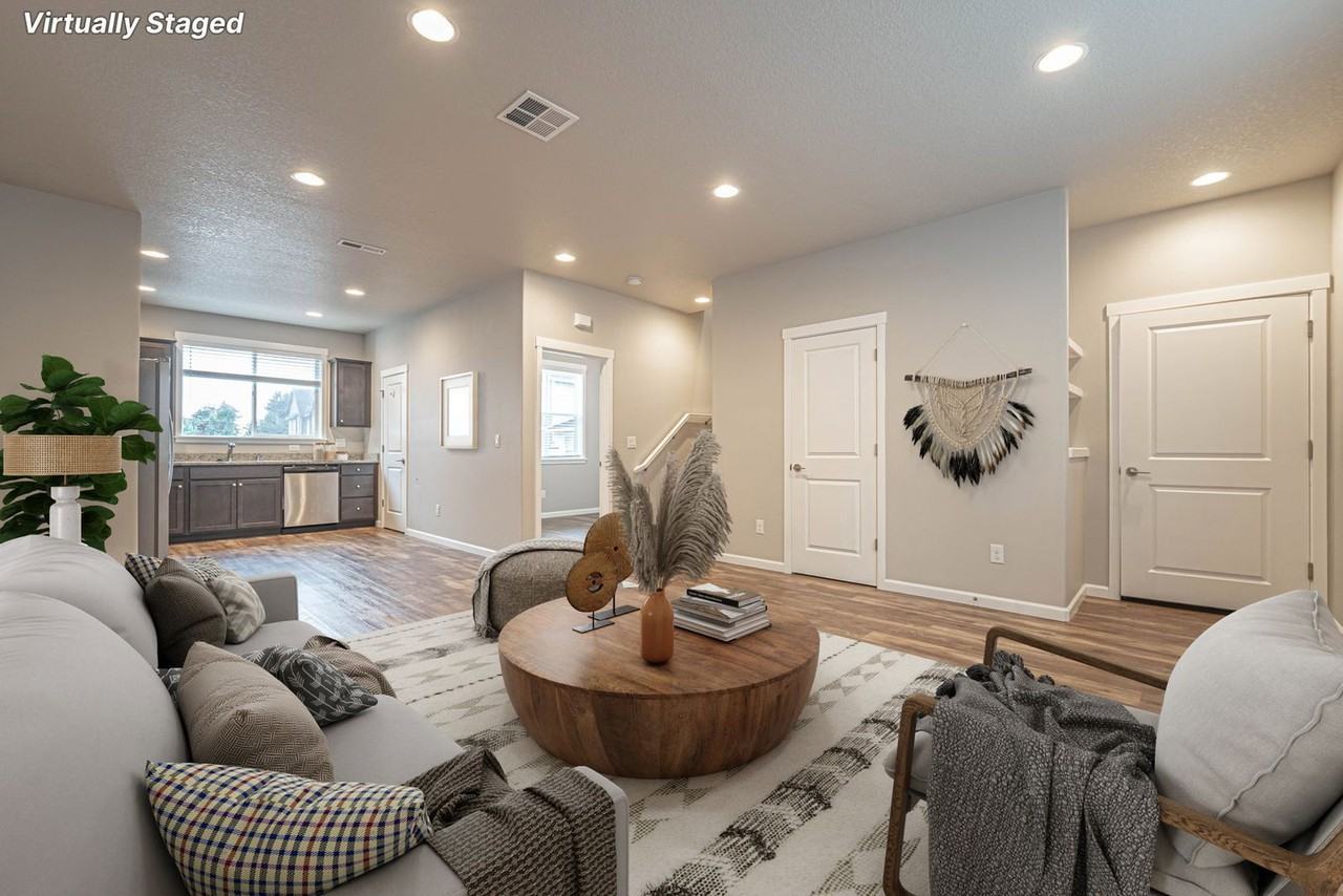 14425 Ne 22nd Ave - Photo 5 of 34