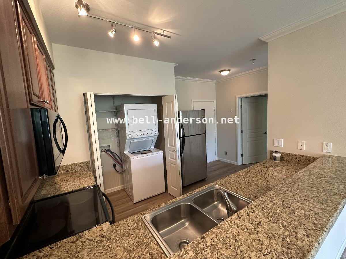 225 Logan Ave S Apt 181 - Photo 2 of 12