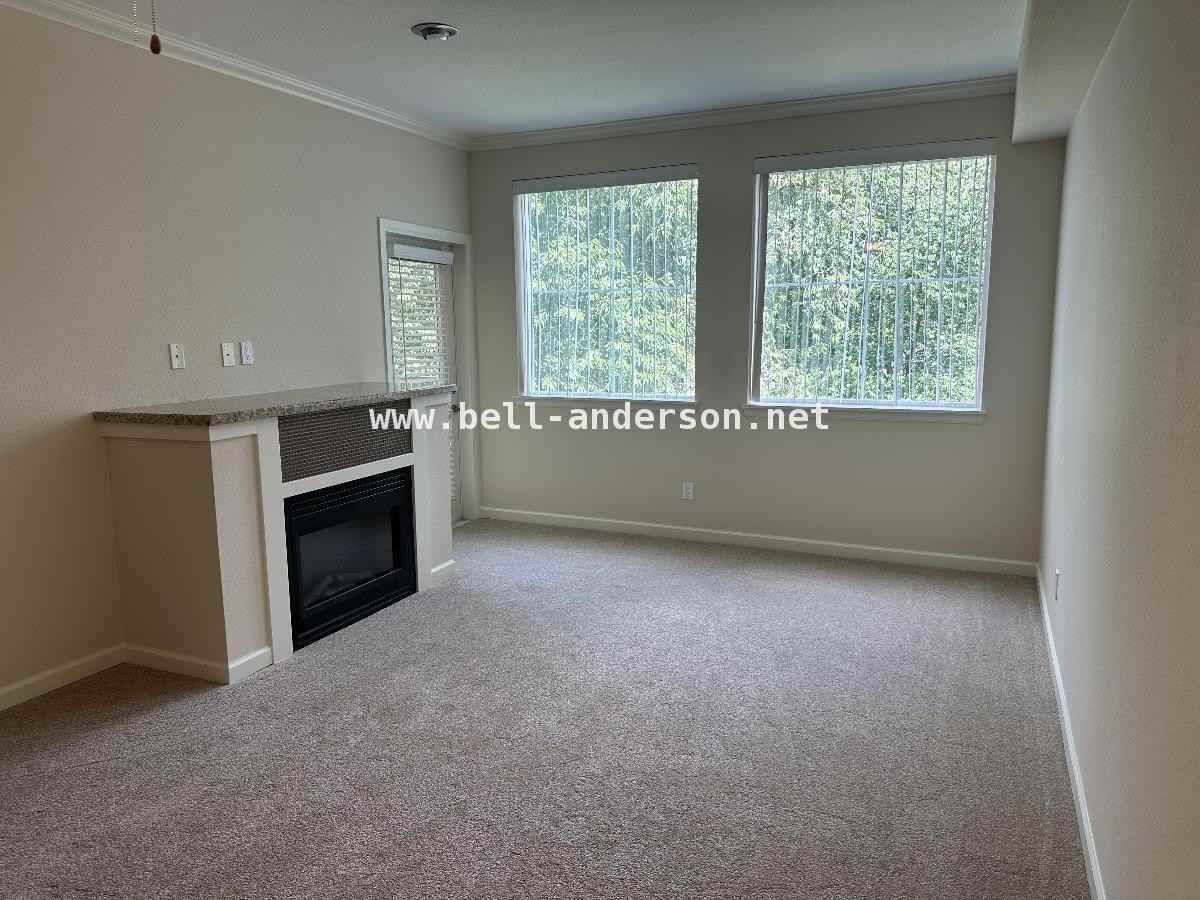 225 Logan Ave S Apt 181 - Photo 4 of 12