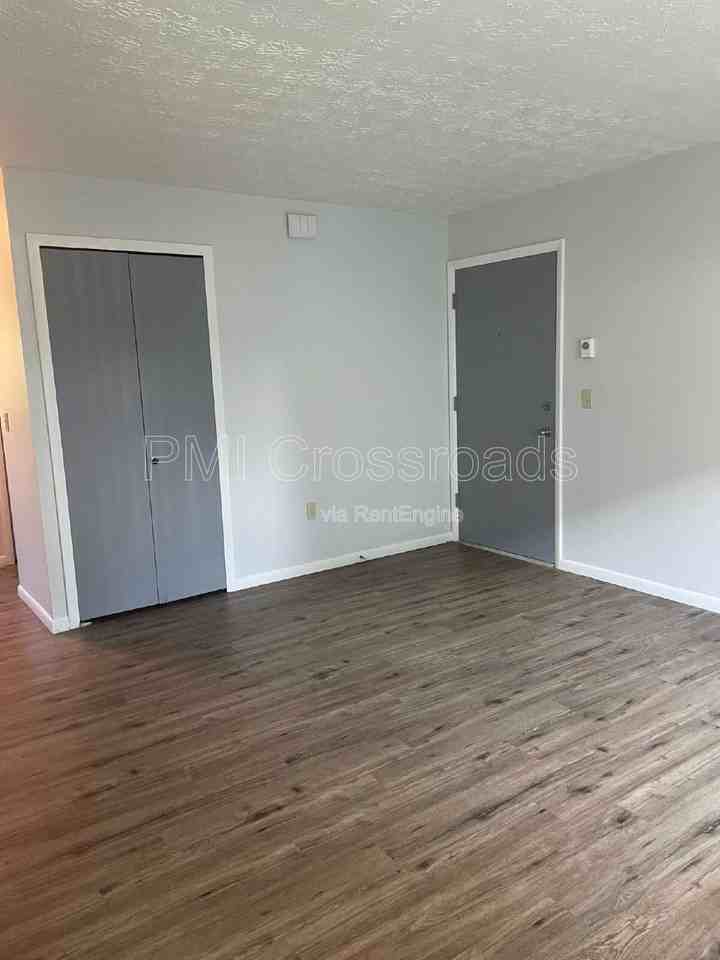 1808 Whipple Ave Nw #10 - Photo 2 of 10