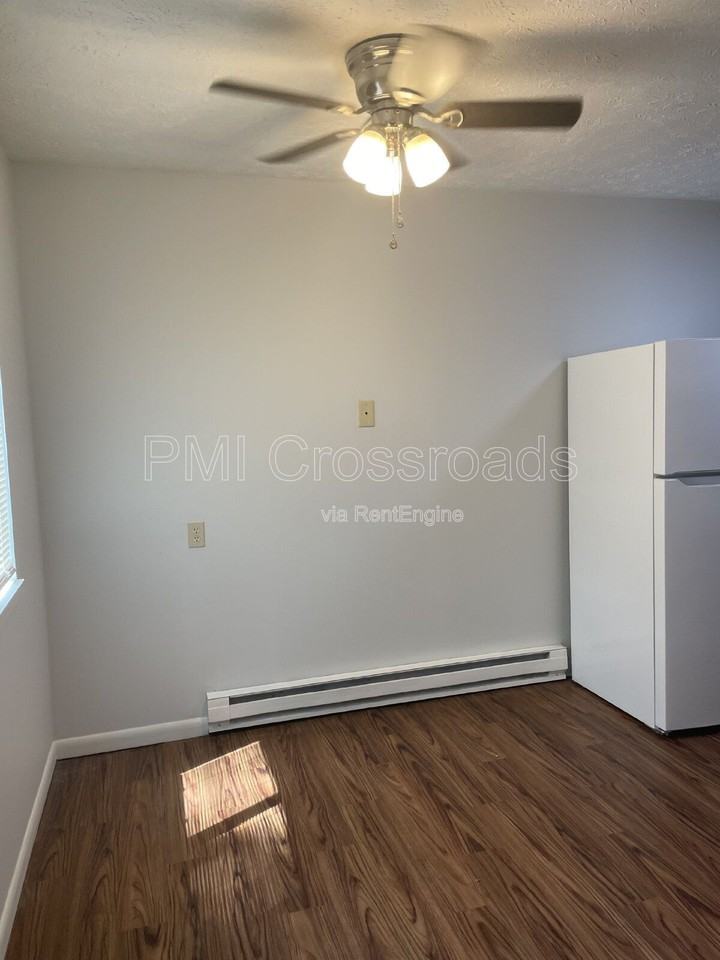 1808 Whipple Ave Nw #10 - Photo 5 of 10