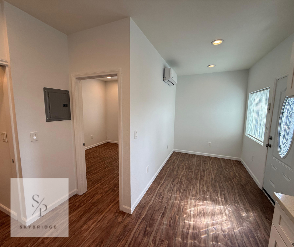 9718 Paramount Blvd Unit A - Photo 2 of 22