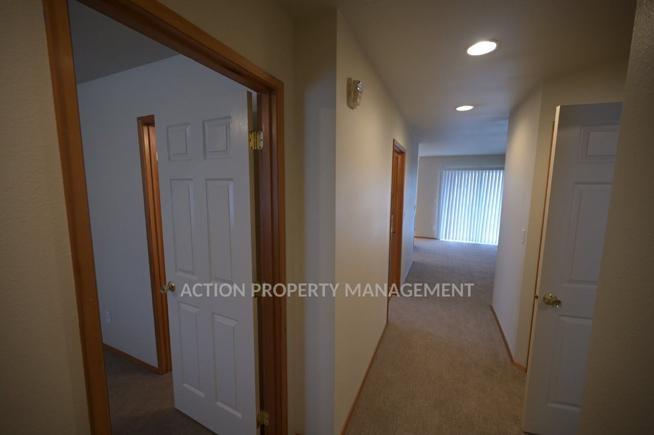 1312 Campbell Ave #8 - Photo 4 of 22