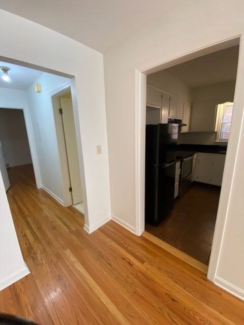 1423 Everett Ave Apt 1 - Photo 4 of 17