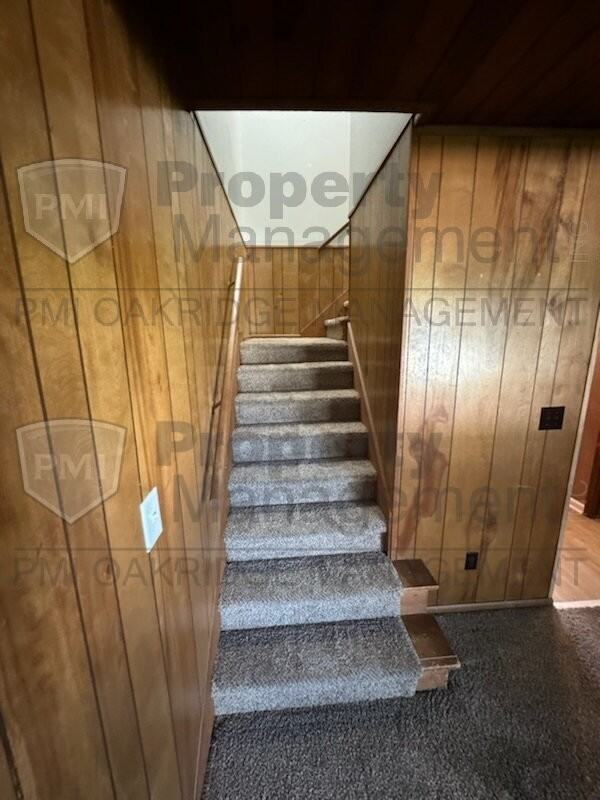 1533 Spruce Ave - Photo 6 of 10