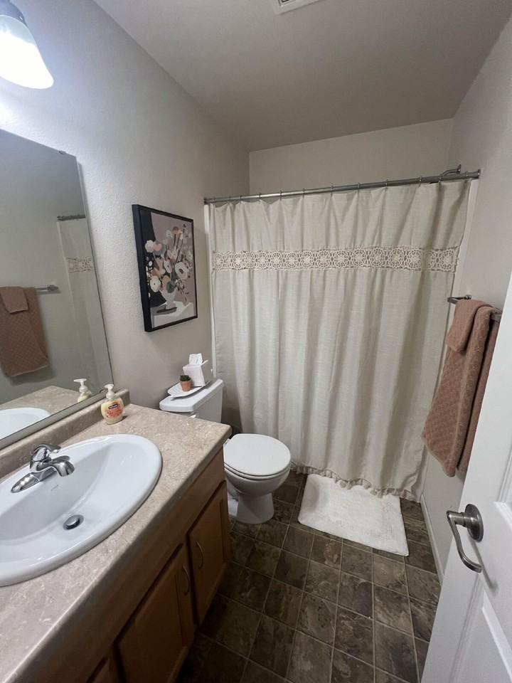 3336 8th St Ne - Photo 7 of 12