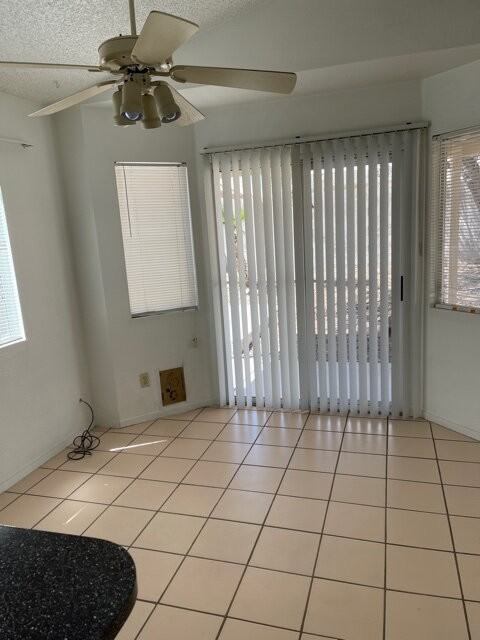 1429 Lilac Breeze Cir - Photo 2 of 25