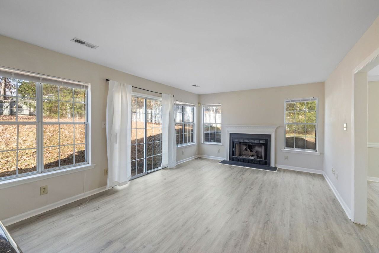 531 Clayton Rd - Photo 5 of 24