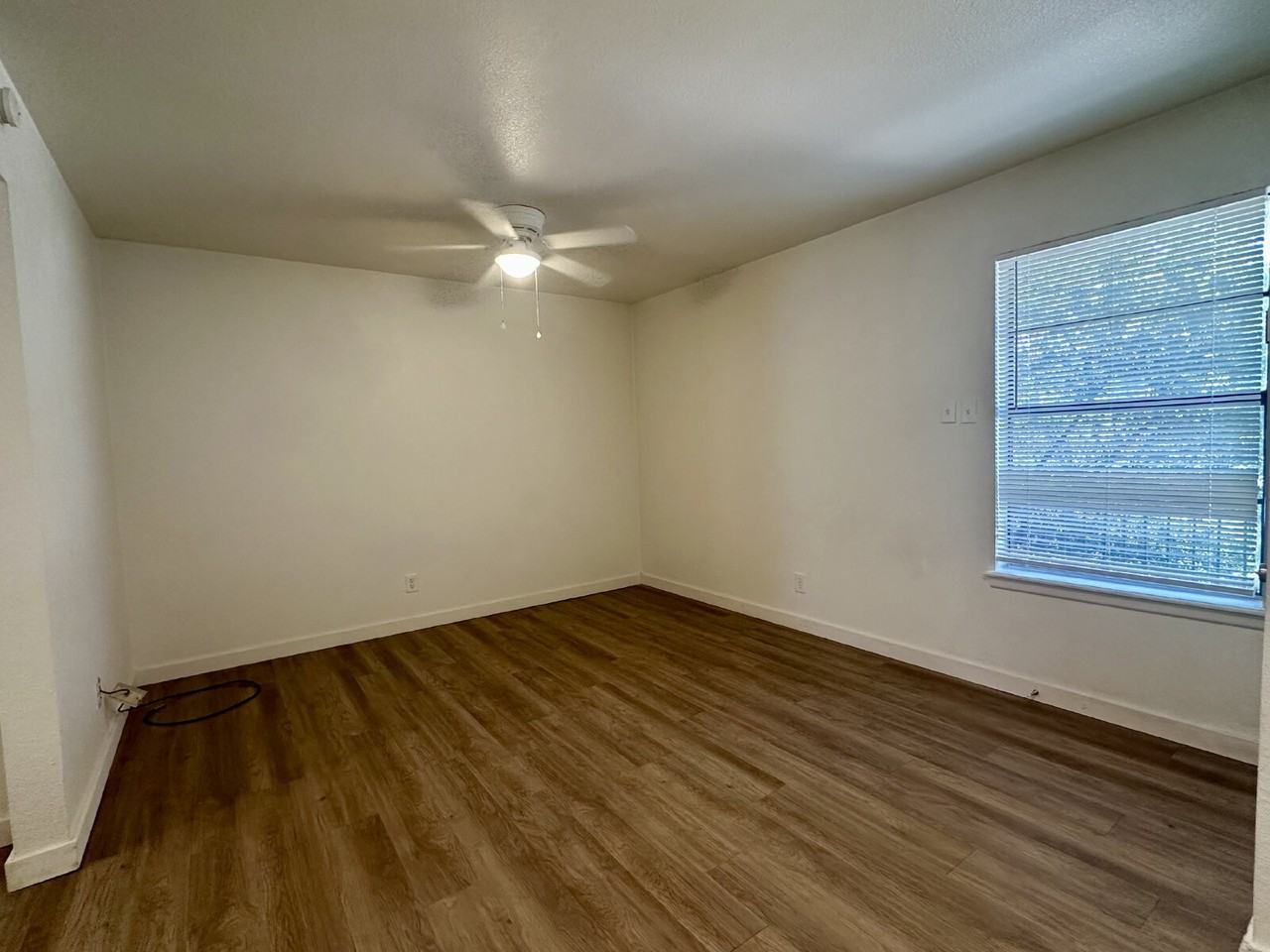 2101 16th St #2H - Photo 2 of 11