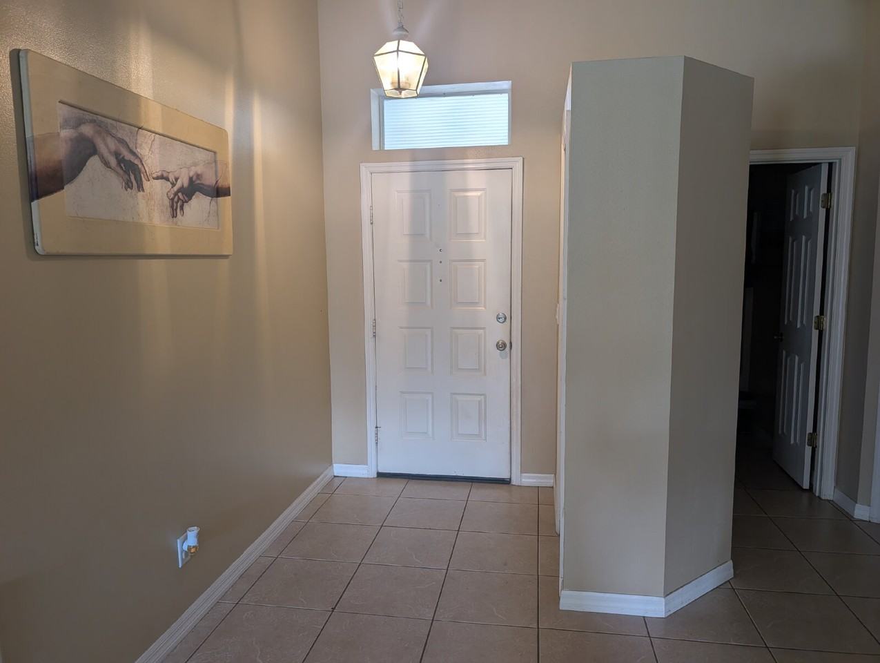880 Villa Dr - Photo 2 of 15