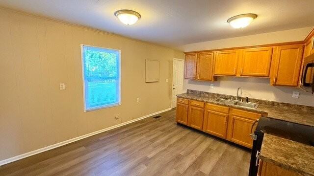 7535 E 35th St - Photo 6 of 18