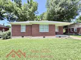 featured image of 3040 Edgeware Rd S