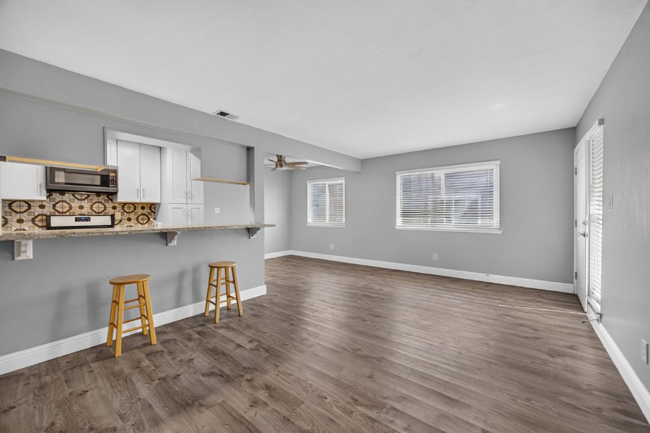 6260 Cavan Dr #3 - Photo 3 of 25