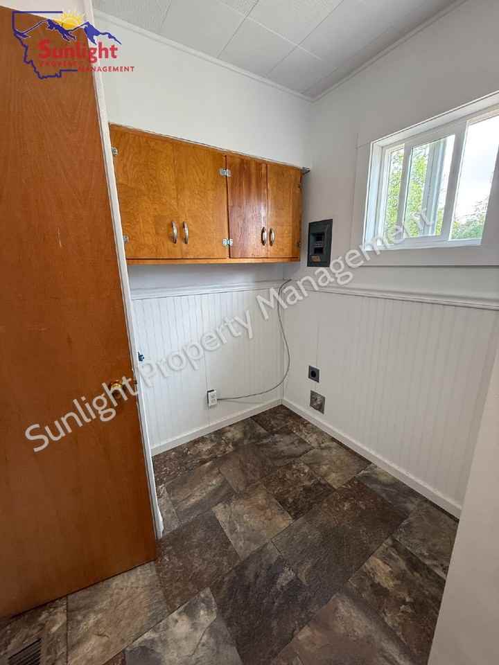 301 1/2 Woodland Ave - Photo 4 of 7