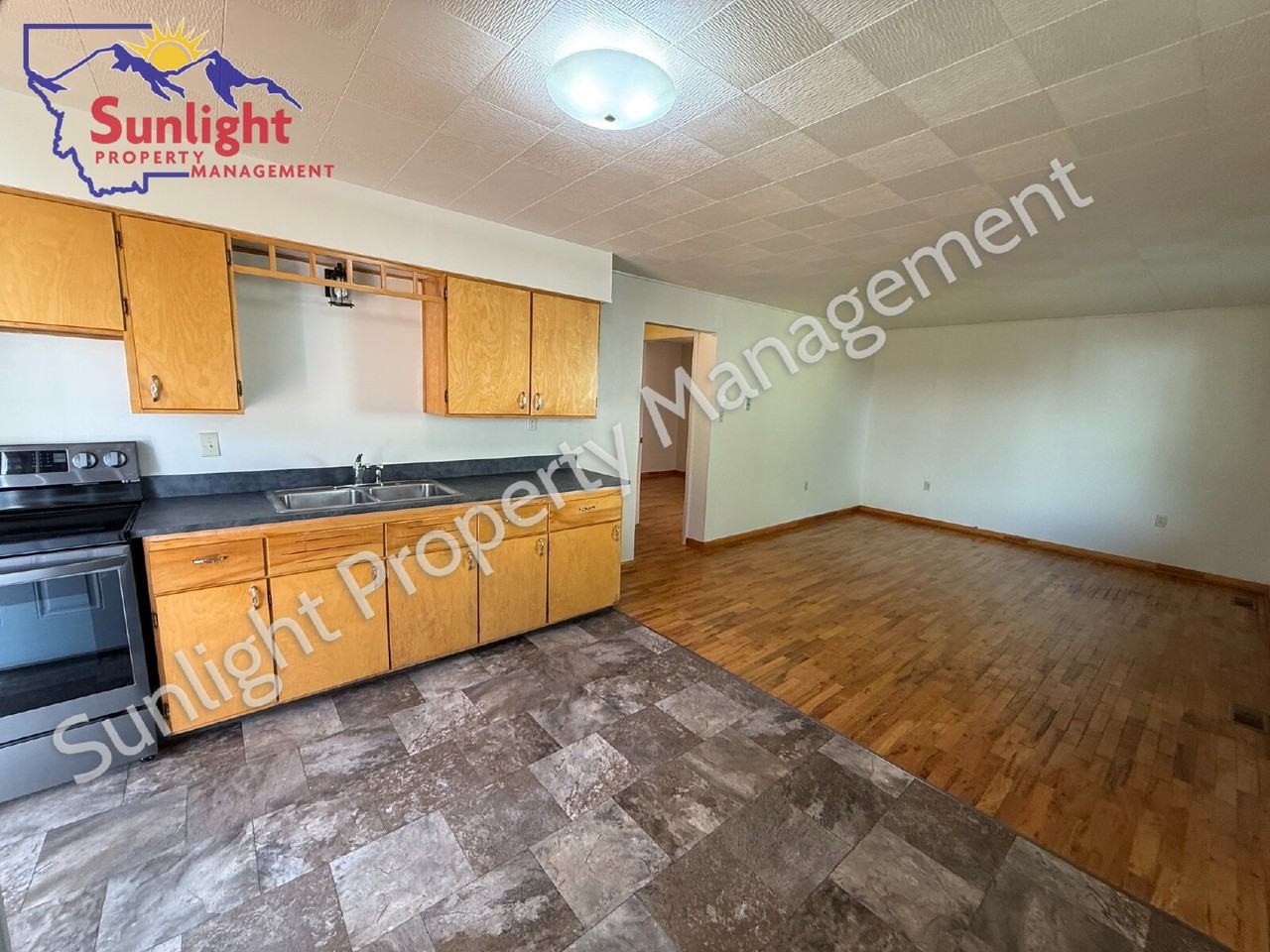 301 1/2 Woodland Ave - Photo 5 of 7