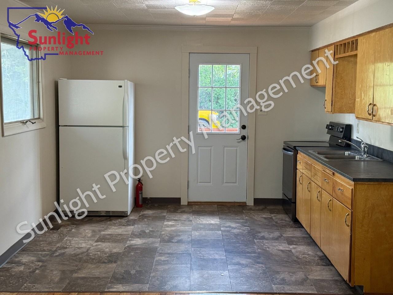 301 1/2 Woodland Ave - Photo 6 of 7