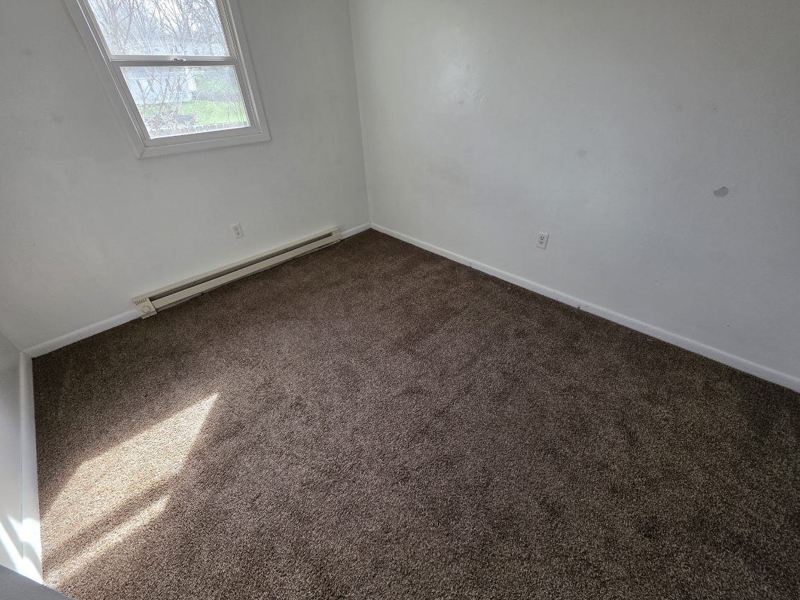 635 Graham Dr #LW - Photo 5 of 7