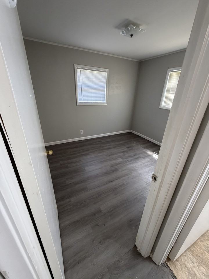 742 N University Blvd #2 - Photo 2 of 14