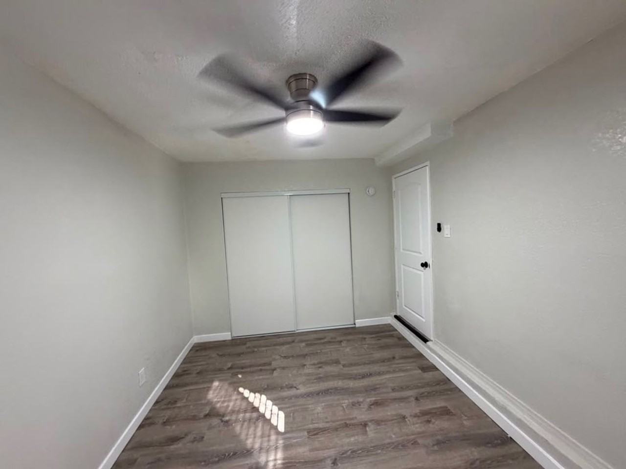 2833 Huron St. - Photo 6 of 9