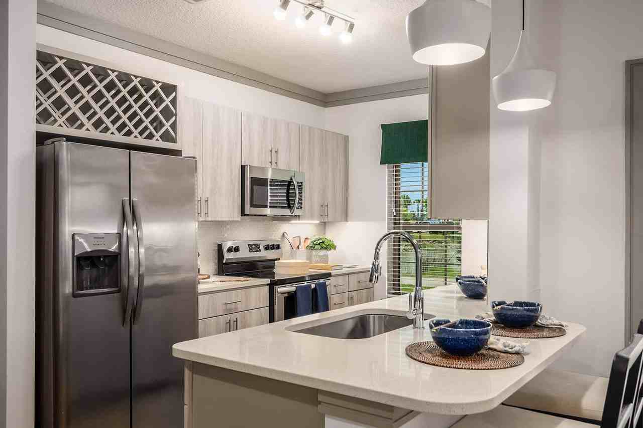 Botanic Waterside Apartments at Lakewood Ranch - Photo 3 of 56