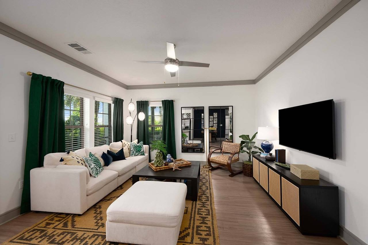 Botanic Waterside Apartments at Lakewood Ranch - Photo 7 of 56