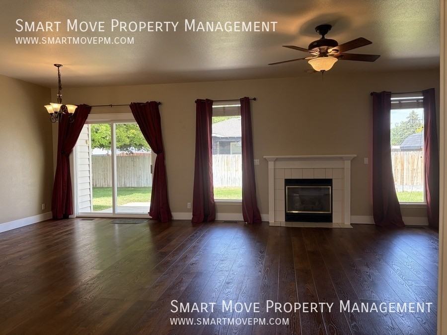 682 W Criterion St - Photo 5 of 32