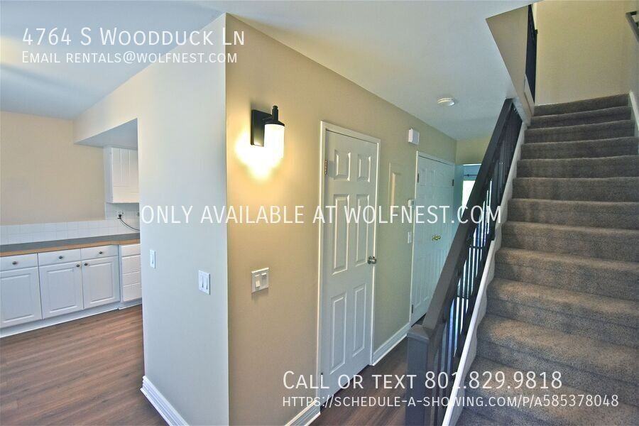 4764 S Woodduck Ln - Photo 3 of 28
