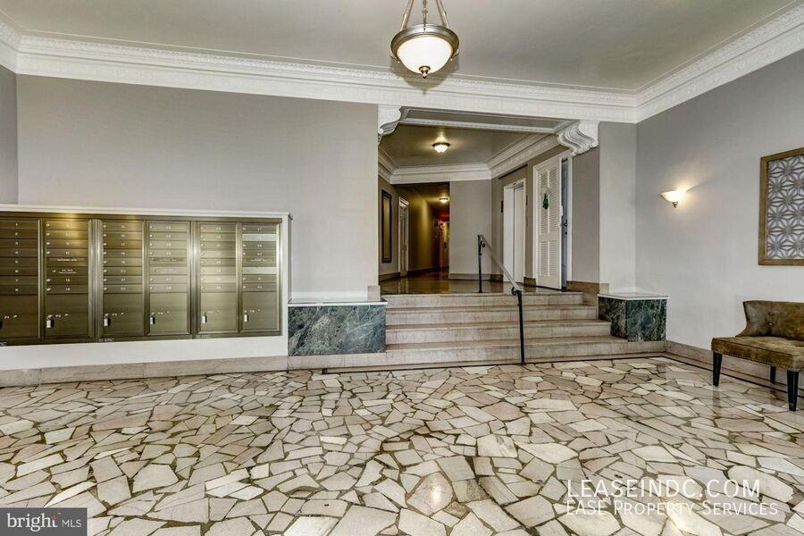 5402 Connecticut Ave Nw #401 - Photo 2 of 17