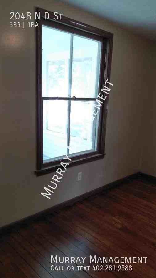 2048 N D St - Photo 7 of 18
