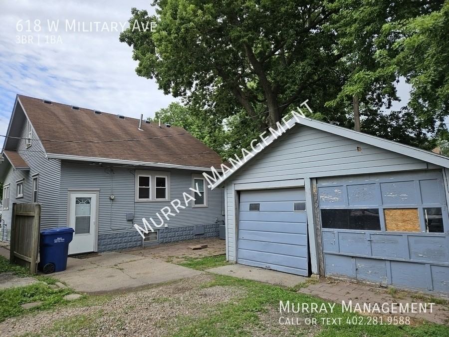618 W Military Ave - Photo 3 of 29
