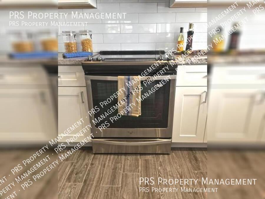 2052 E La Costa Dr - Photo 3 of 18