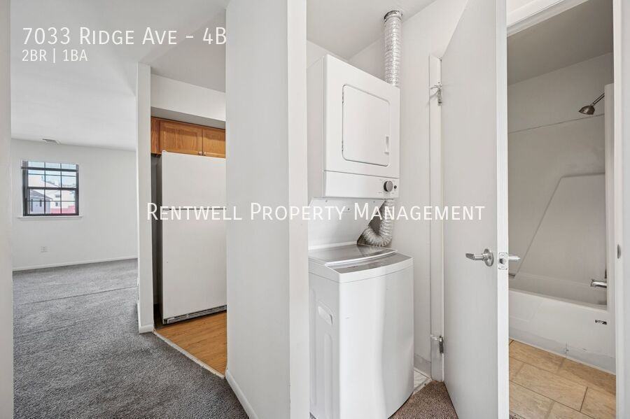 7033 Ridge Ave #4B - Photo 3 of 15