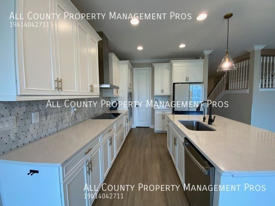 3656 Quiet Dr - Photo 3 of 50