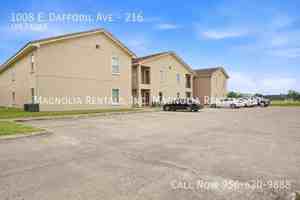 featured image of 1008 E Daffodil Ave #216