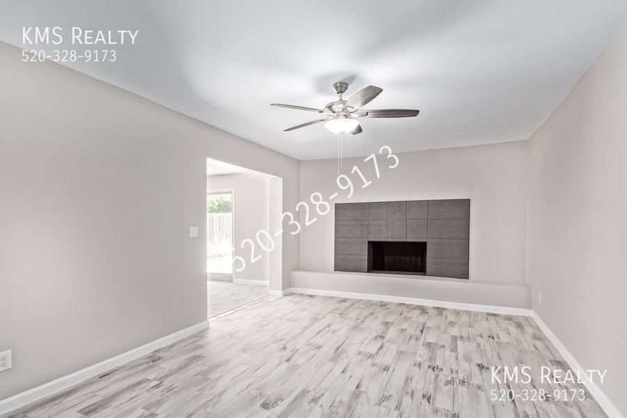 9600 E Barrudean Hills St - Photo 7 of 50