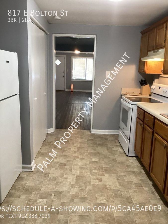 817 E Bolton St - Photo 6 of 11
